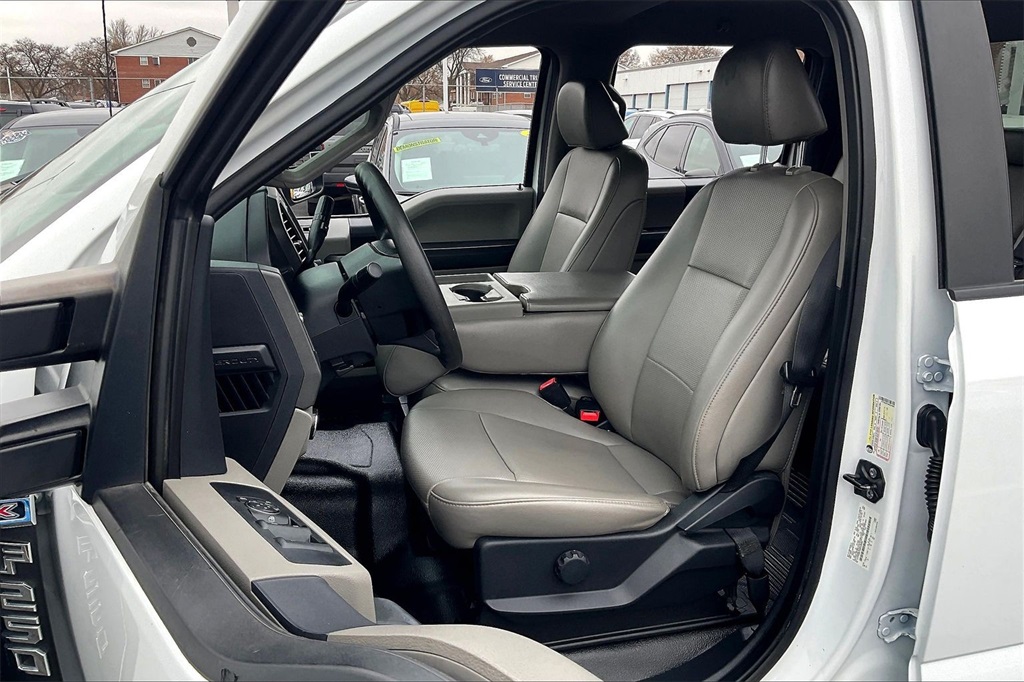 2022 FORD F-250 - Image 21