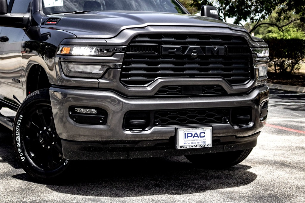 2025 Ram 2500 Big Horn photo 3