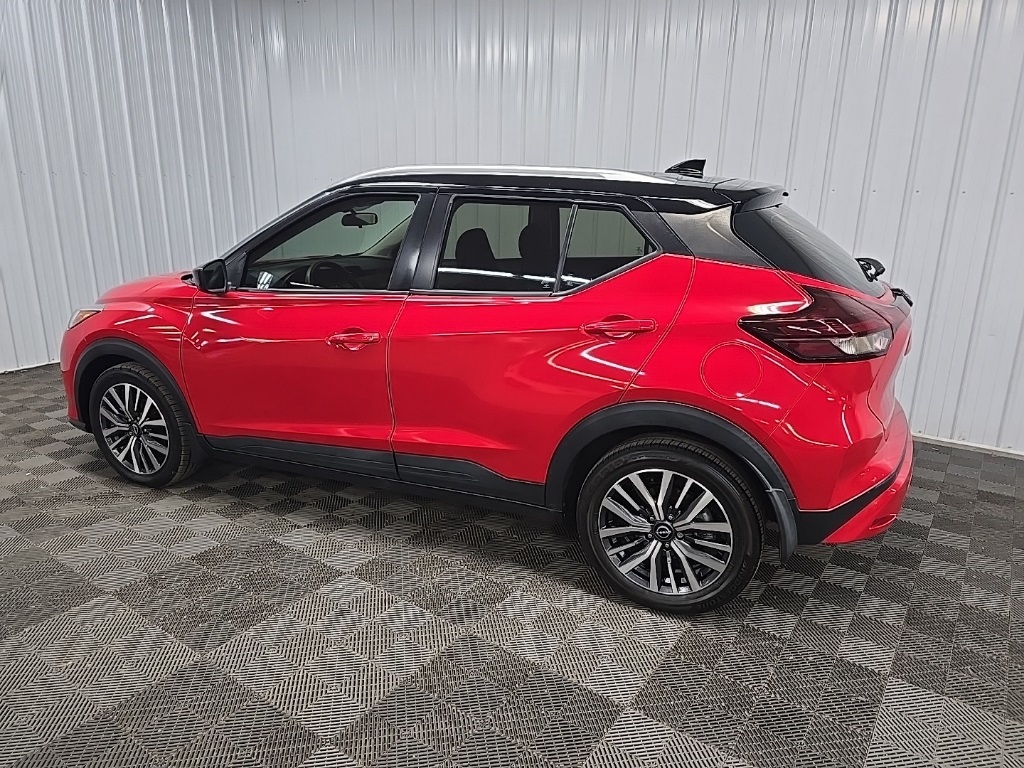 2022 Nissan Kicks SV photo 4