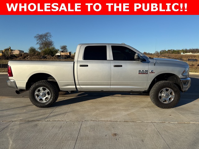 2016 Ram 2500 Tradesman photo 2