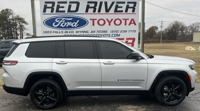 2022 Jeep Grand Cherokee L Limited's photo