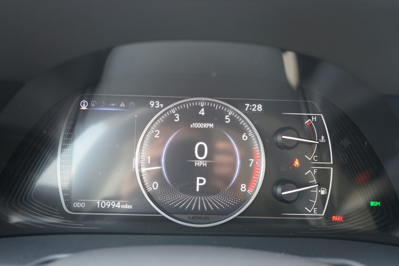 2025 Lexus ES 350 photo 15