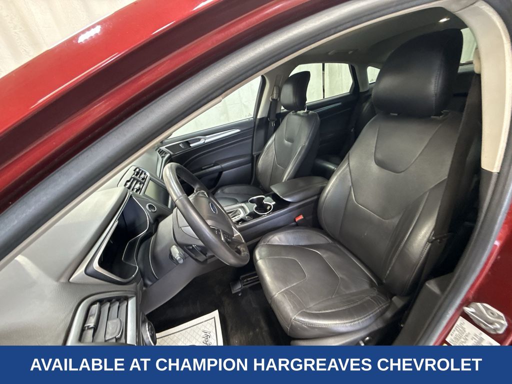 2014 Ford Fusion Titanium photo 20