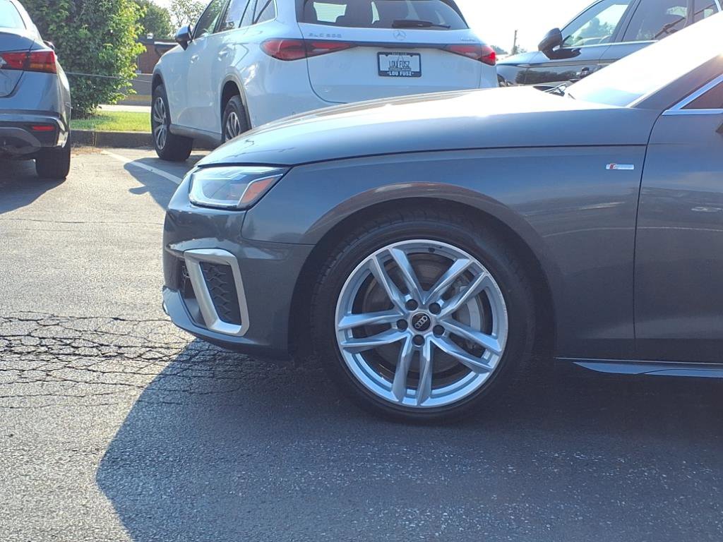 2023 Audi A4 S line Quattro Premium Plus photo 16