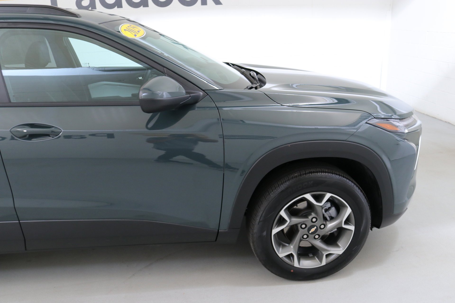 2025 Chevrolet Trax LT photo 7