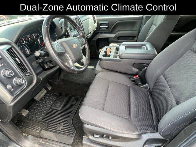 2018 Chevrolet Silverado 1500 LT photo 9