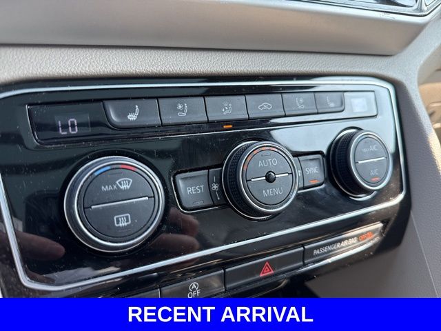 2021 Volkswagen Atlas SEL Premium photo 15