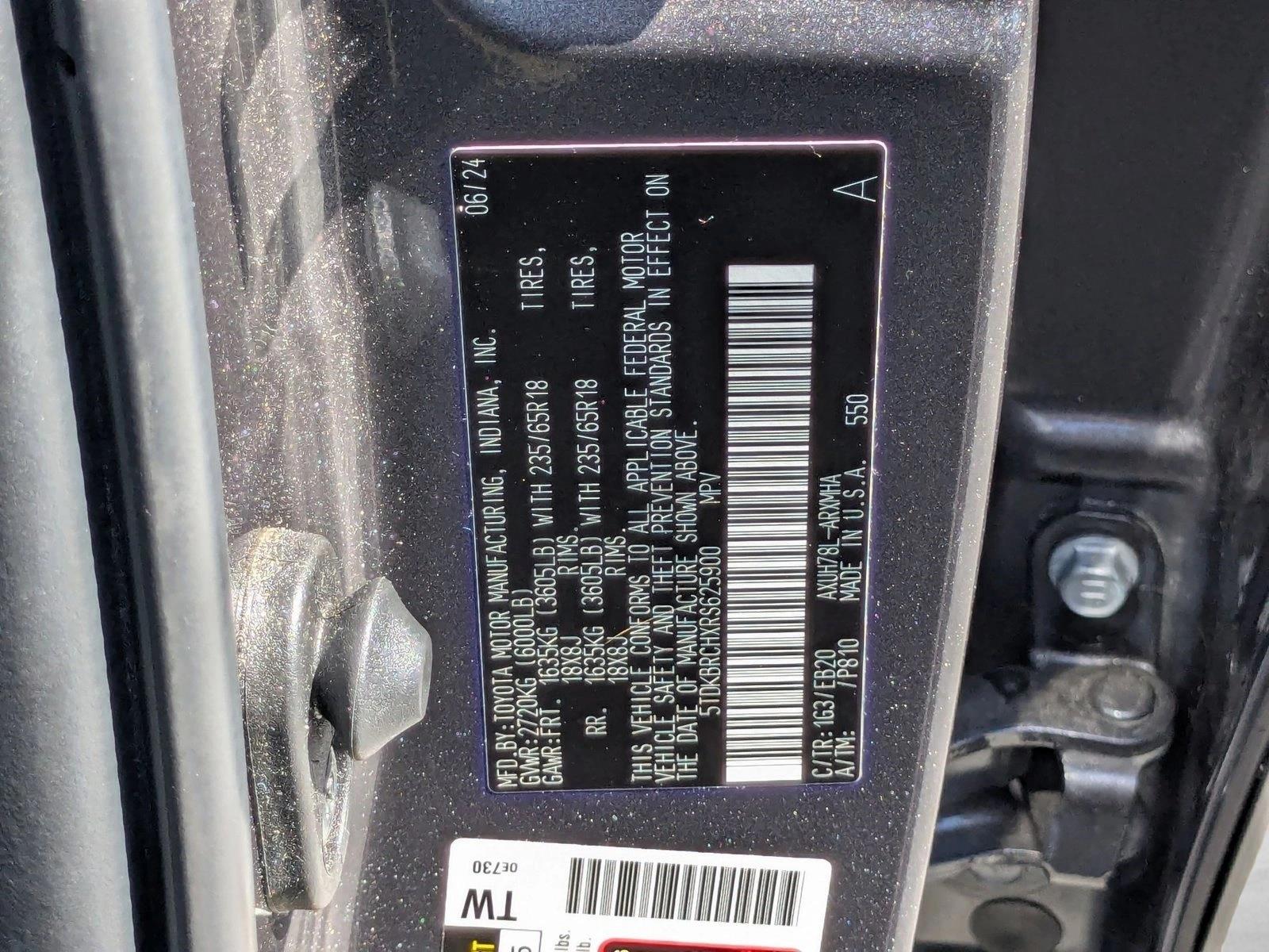 2024 Toyota Highlander Hybrid XLE photo 21