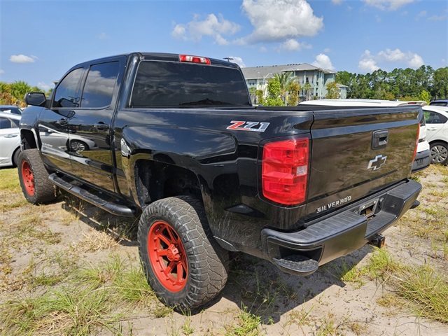 2015 Chevrolet Silverado 1500 LT photo 3
