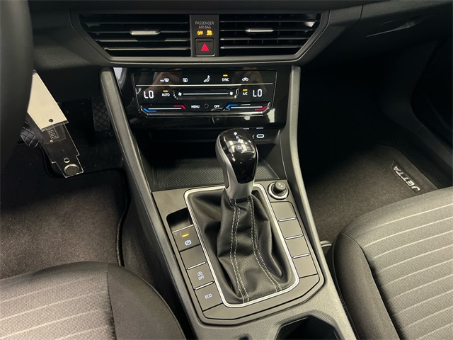 2025 Volkswagen Jetta 1.5T S photo 15