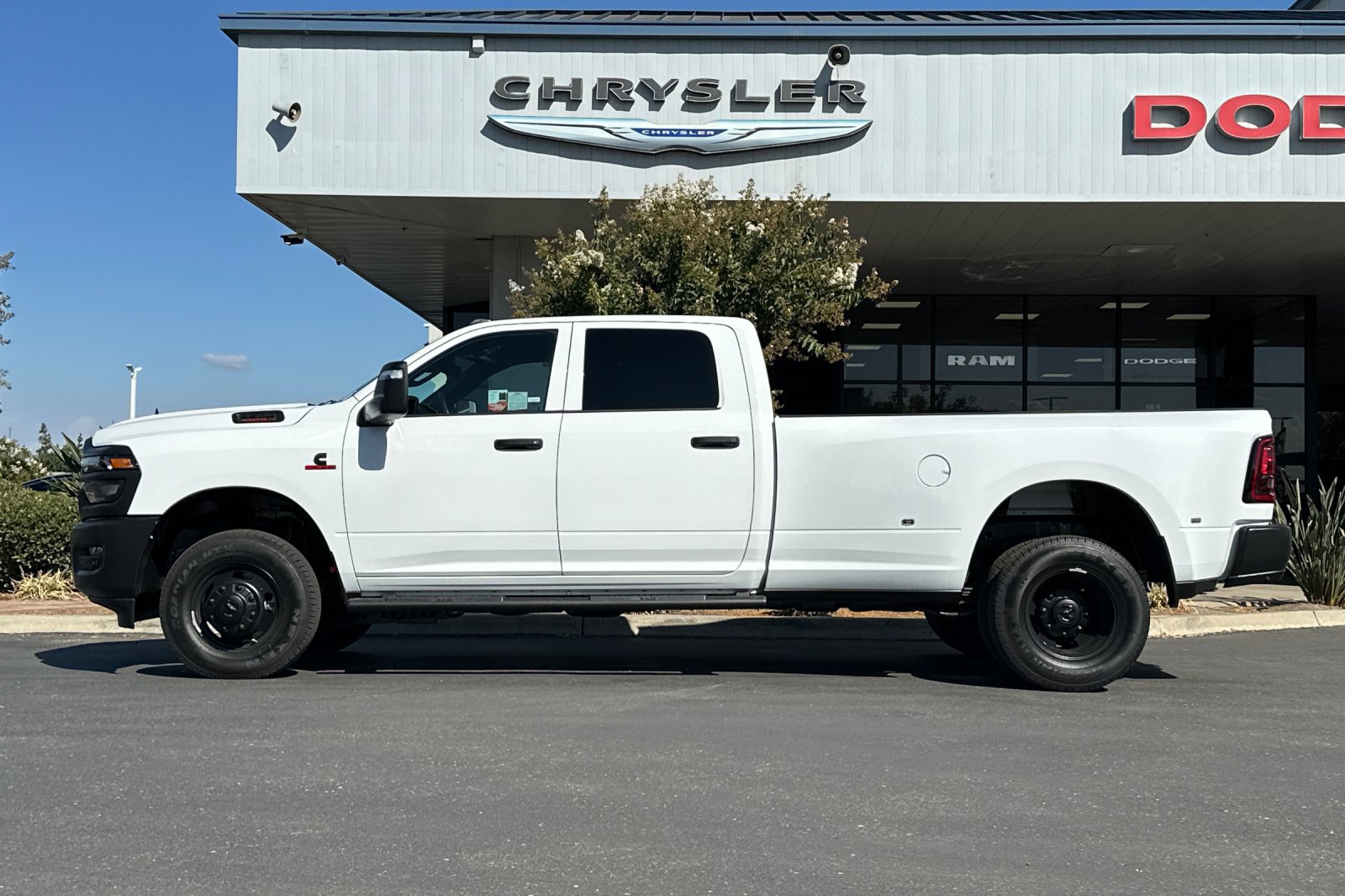 2026 Ram 3500 Tradesman photo 7