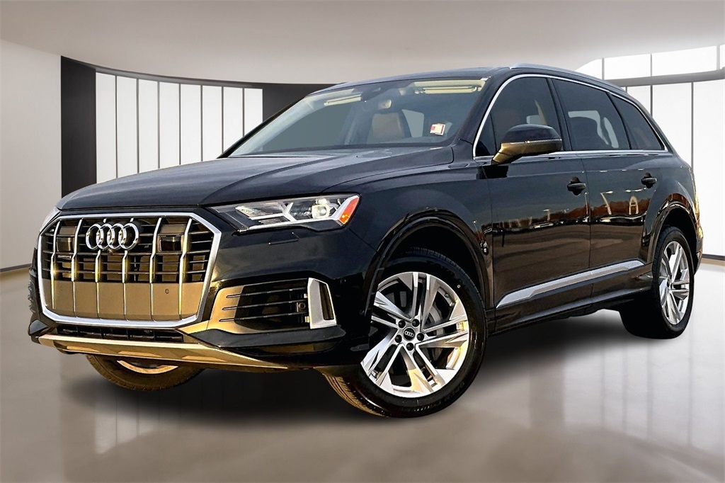 2023 Audi Q7 Premium Plus's photo