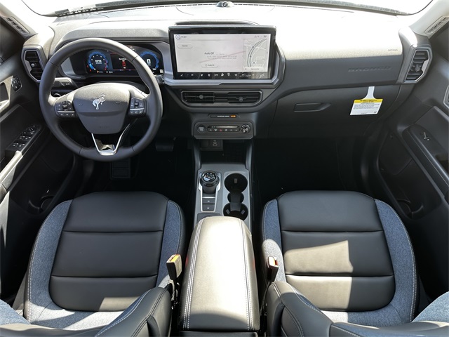 2025 Ford Bronco Sport Outer Banks photo 13