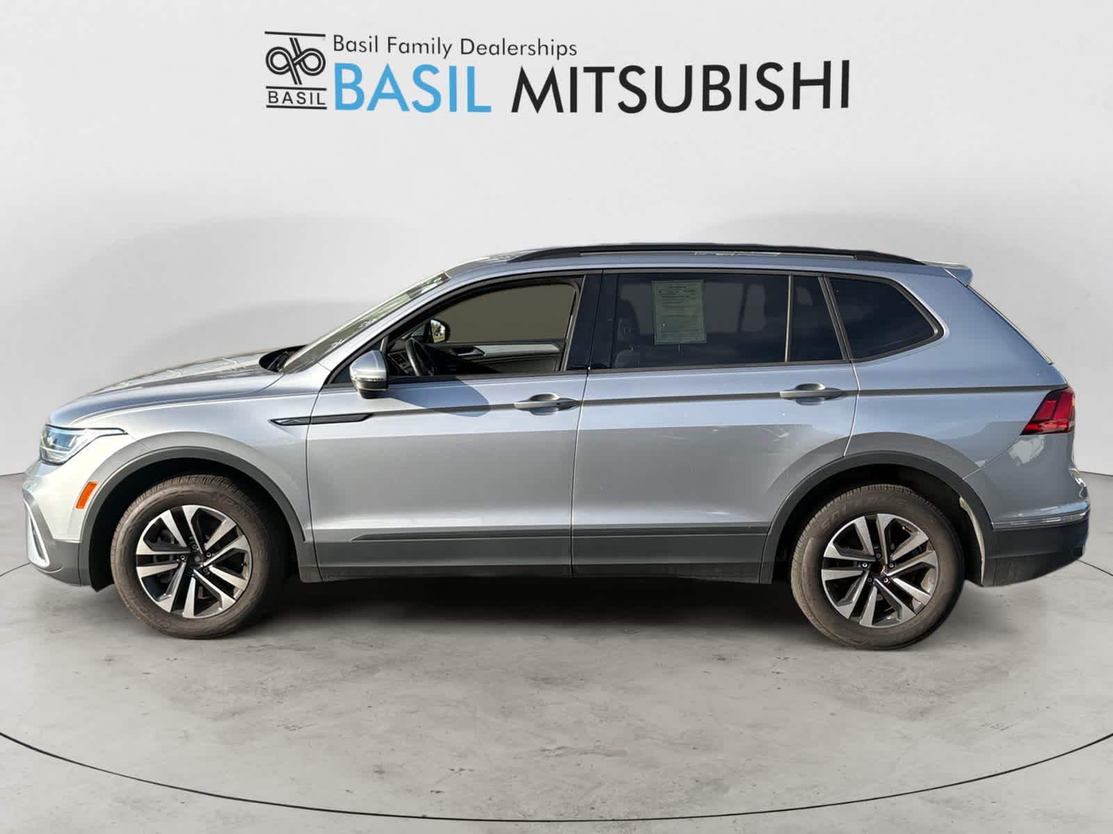 2024 Volkswagen Tiguan S photo 2