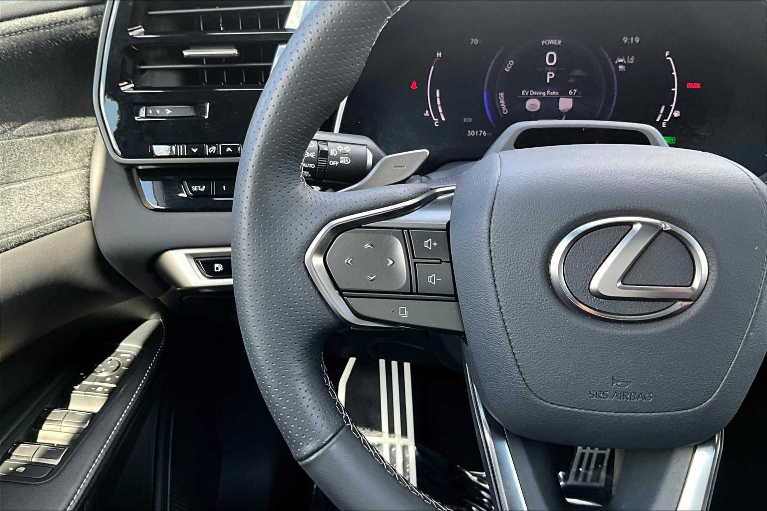 2023 Lexus RX F SPORT Performance AWD photo 23