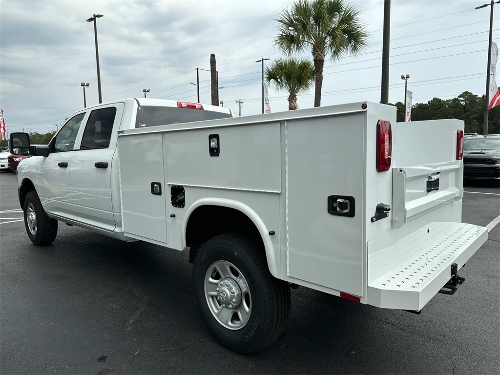 2024 Ram 2500 Tradesman photo 5