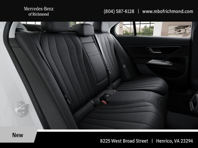 2025 Mercedes Benz E 350 4MATIC photo 4