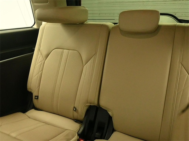 2022 Ford Expedition Platinum photo 11
