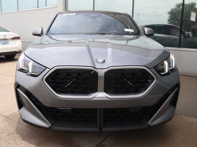 2025 Bmw X2 xDrive28i photo 2