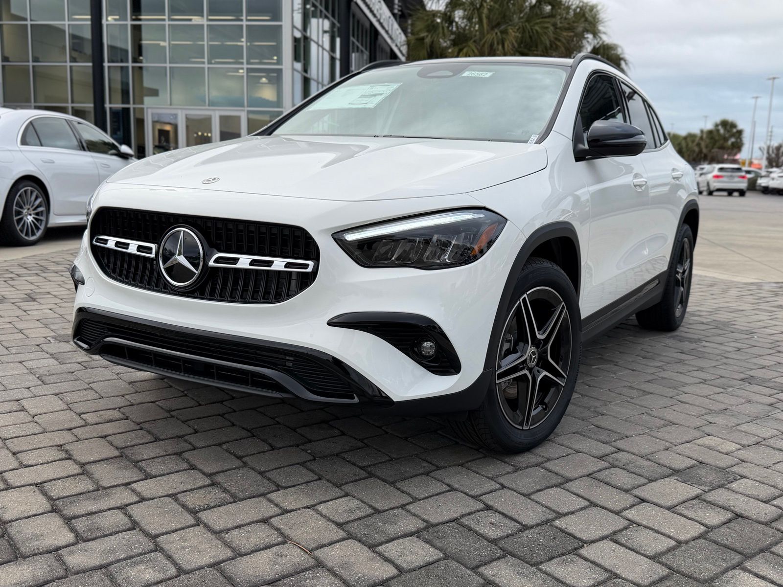 2026 Mercedes-Benz GLA GLA 250's photo