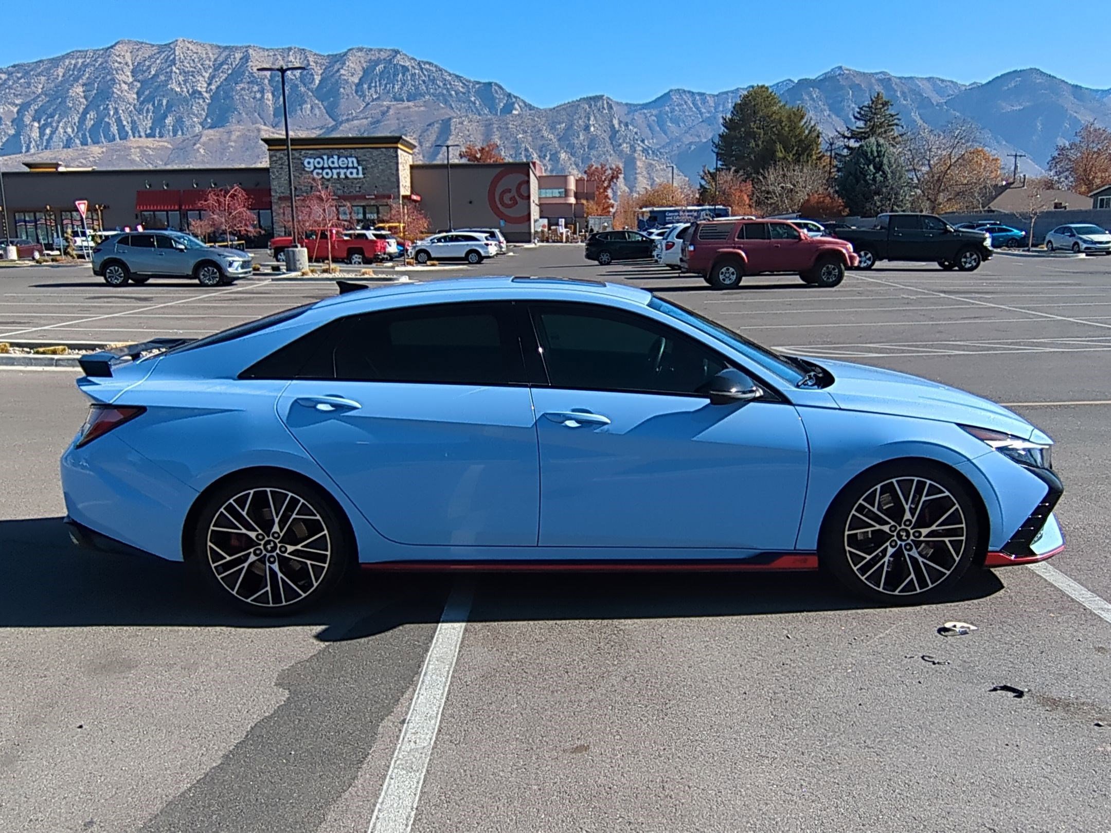 2022 Hyundai Elantra N photo 2