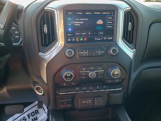 2023 Chevrolet Silverado 3500HD LT photo 15