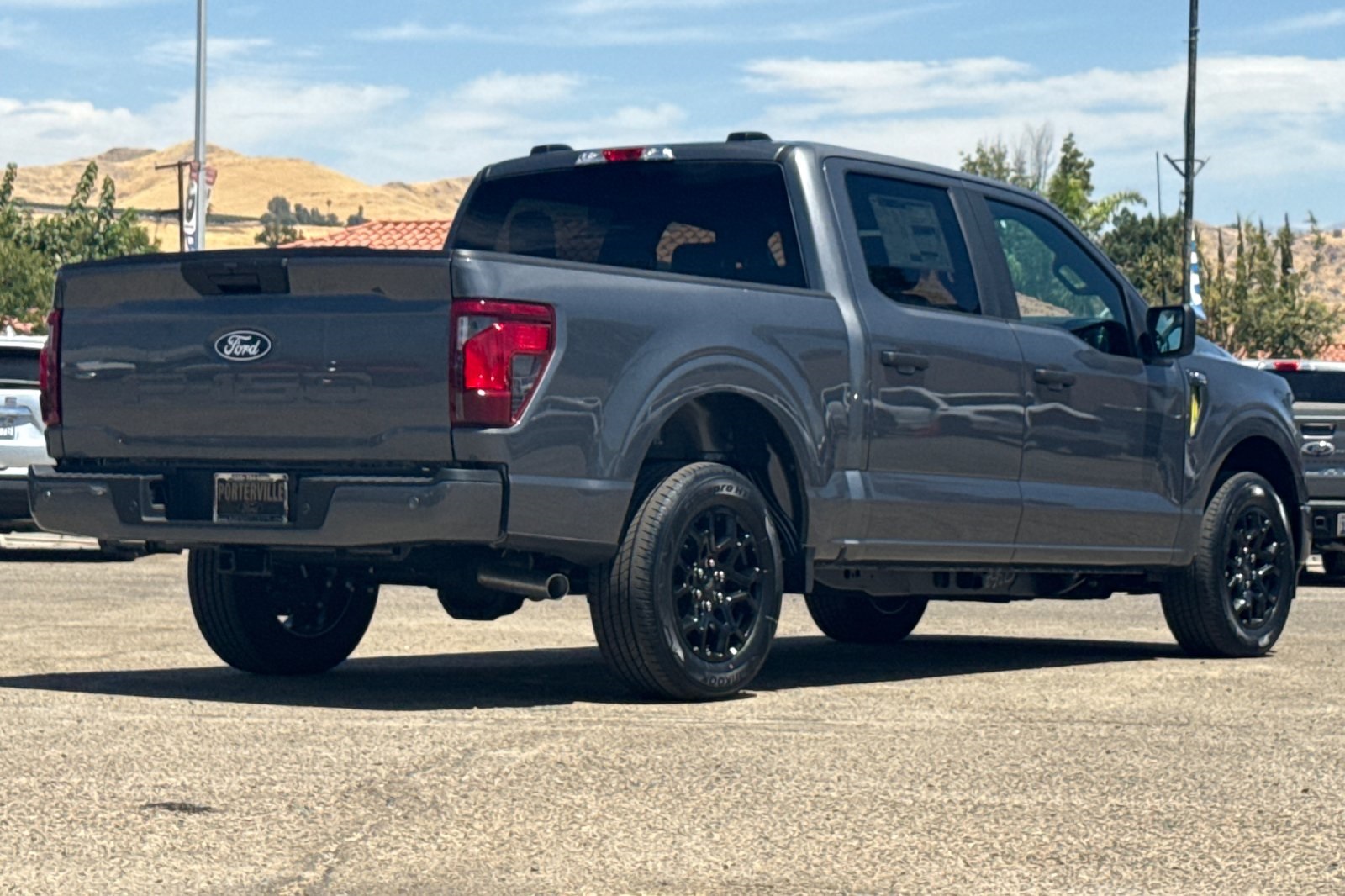 2025 Ford F-150 STX photo 4
