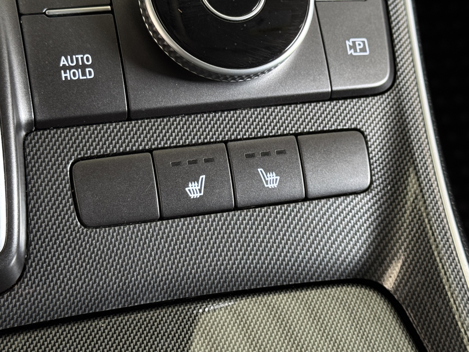 2022 Hyundai Santa Fe SEL photo 4