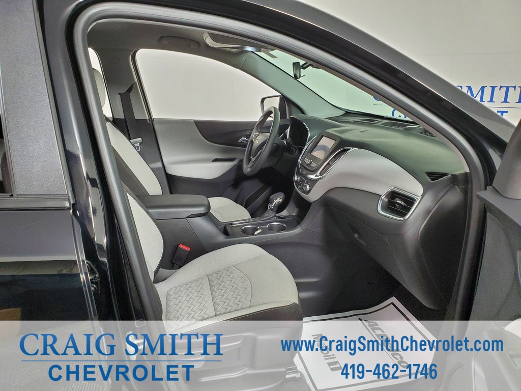 2023 Chevrolet Equinox LS photo 13