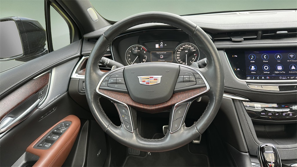 2023 Cadillac XT5 Sport photo 12
