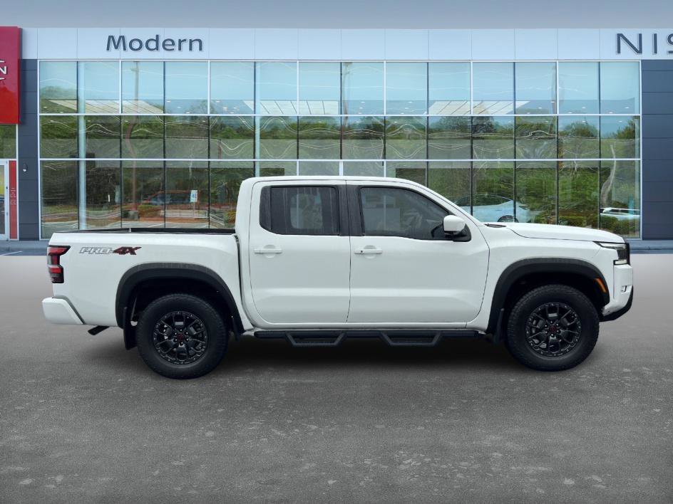 2024 Nissan Frontier PRO-4X photo 4