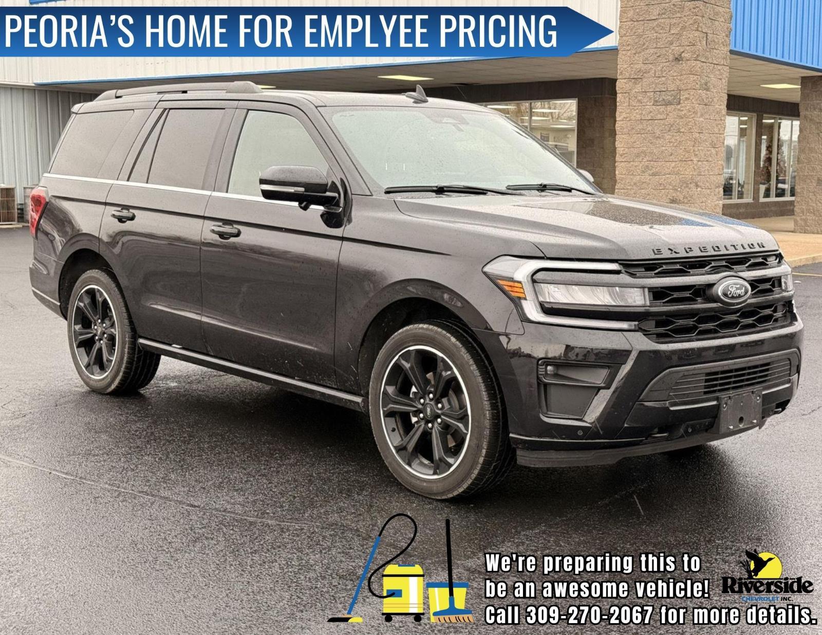 2024 Ford Expedition Limited's photo