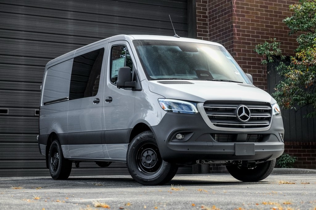2025 Mercedes-Benz Sprinter Cargo Van Base's photo