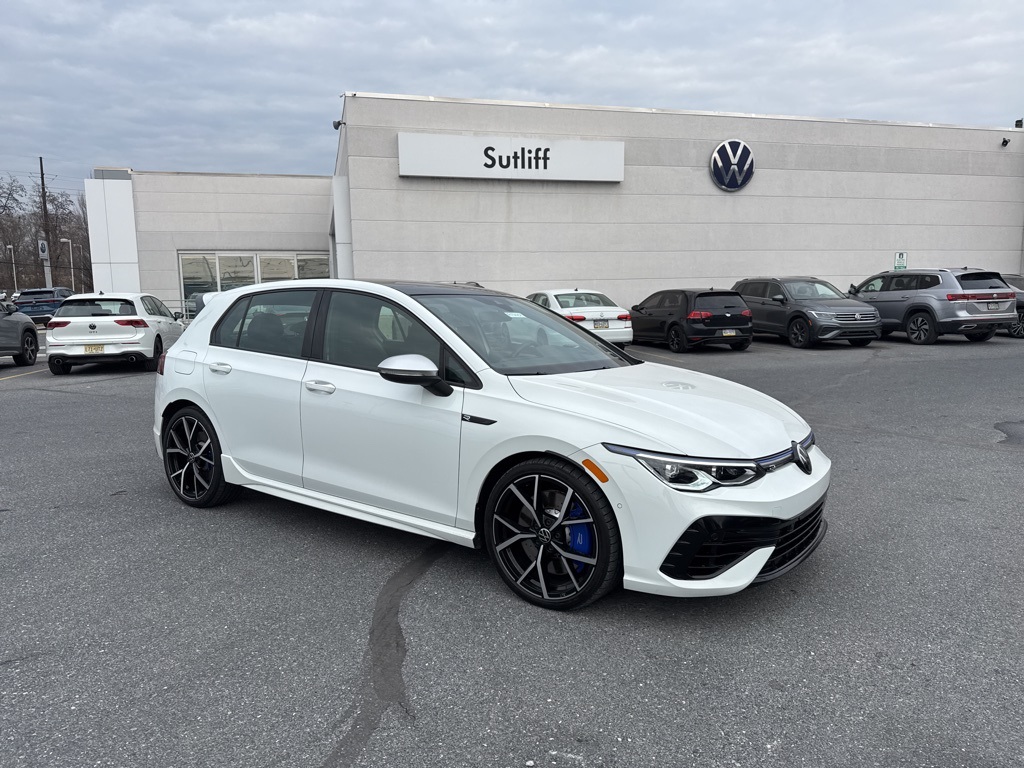 2023 Volkswagen Golf R R's photo