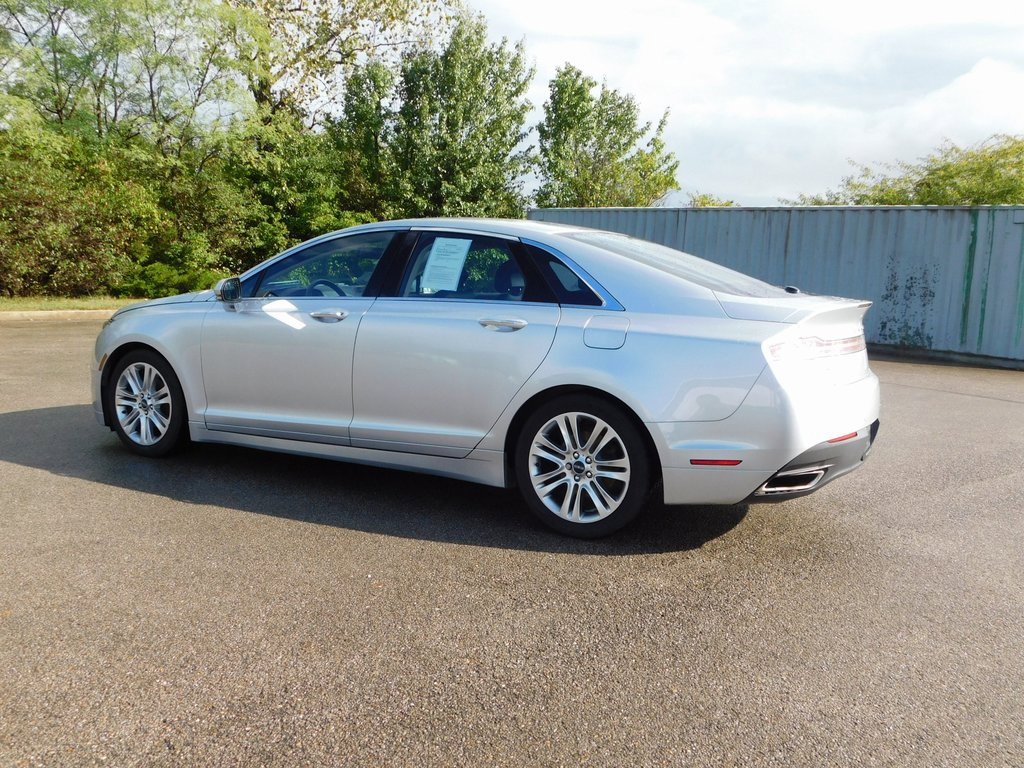 2016 Lincoln MKZ Hybrid photo 4