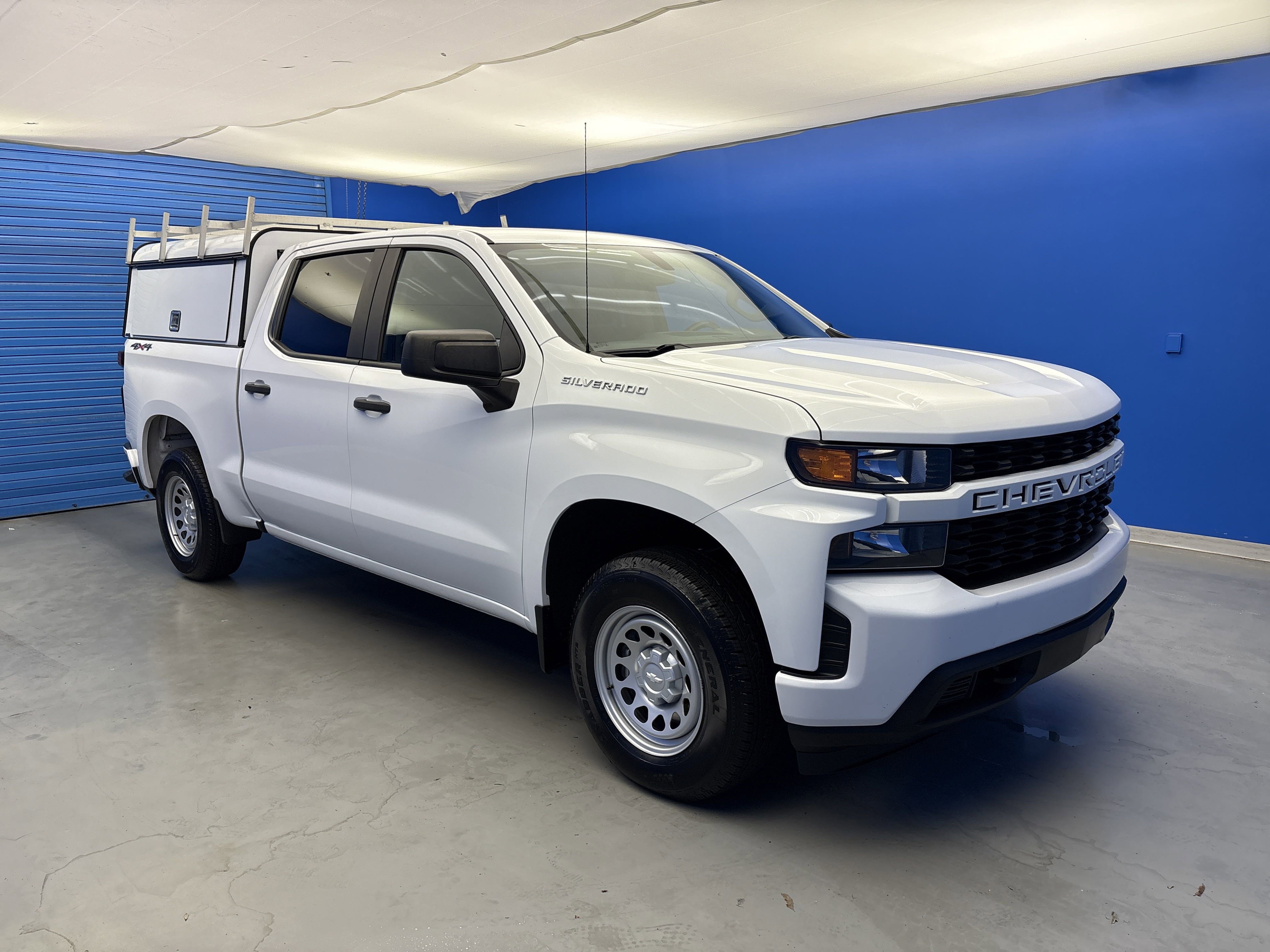 2020 Chevrolet Silverado 1500 Custom photo 2