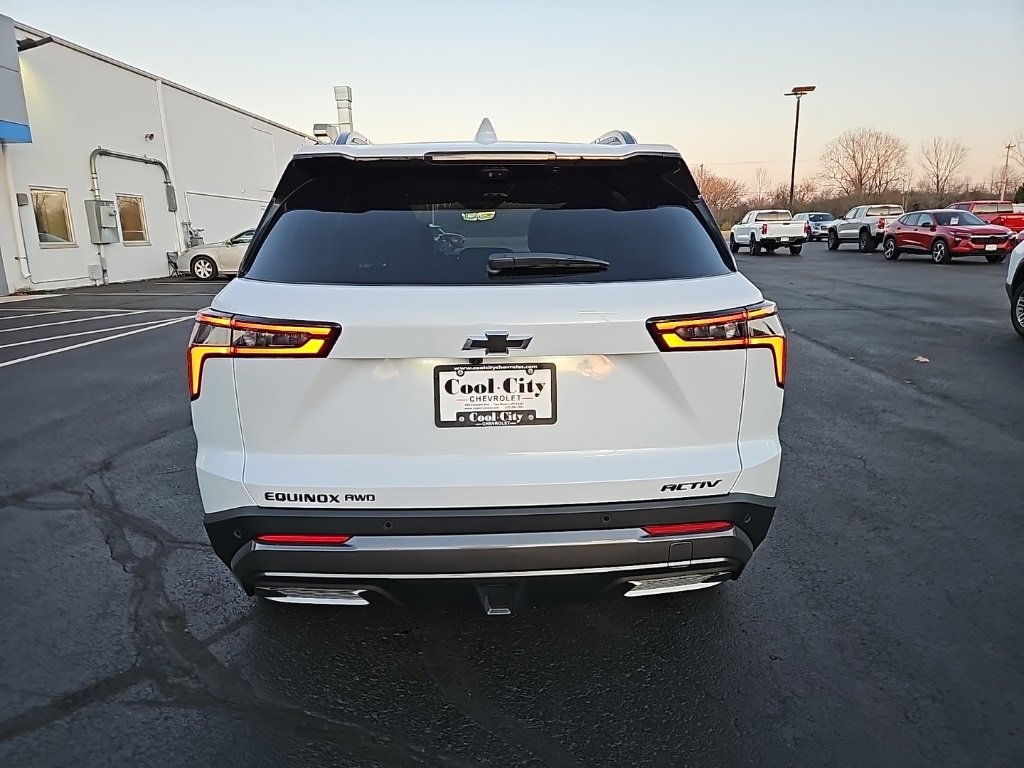 2026 Chevrolet Equinox ACTIV photo 3