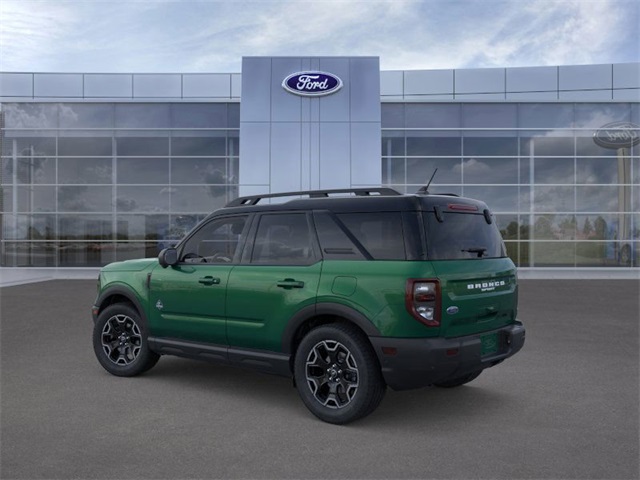 2025 Ford Bronco Sport Outer Banks photo 2