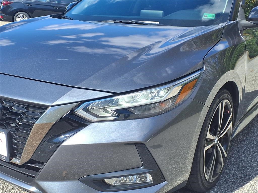 2021 Nissan Sentra SR photo 3