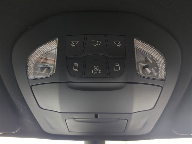 2026 Chrysler Voyager LX photo 22