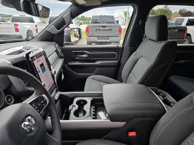 2026 Ram 1500 Big Horn photo 24