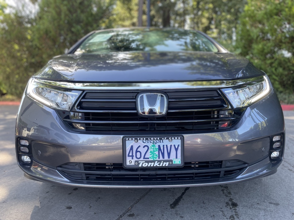 2021 Honda Odyssey Touring photo 3