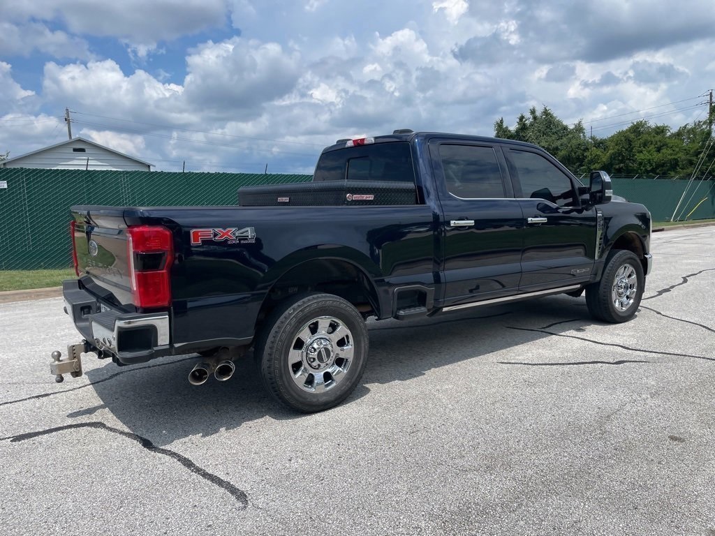 2024 Ford F-250 photo 3