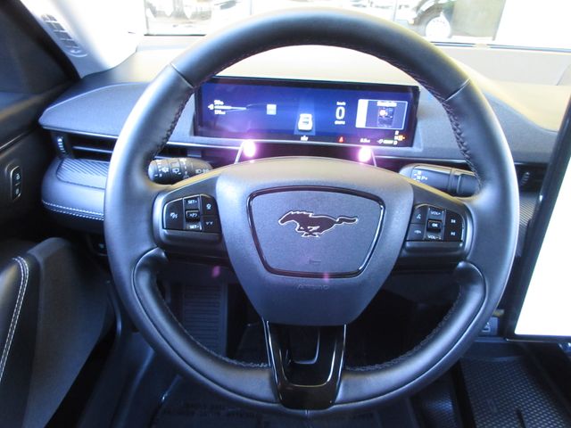 2025 Ford Mustang Mach-E Select photo 14