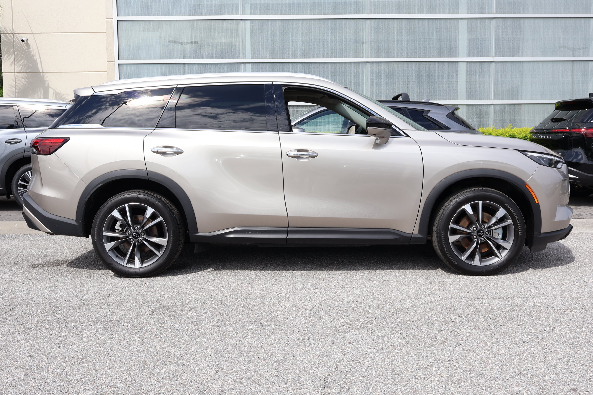 2024 Infiniti QX60 Luxe photo 10