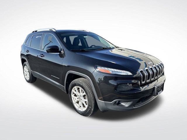 2016 Jeep Cherokee Latitude photo 32