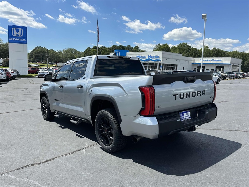 2022 Toyota Tundra SR5 photo 22