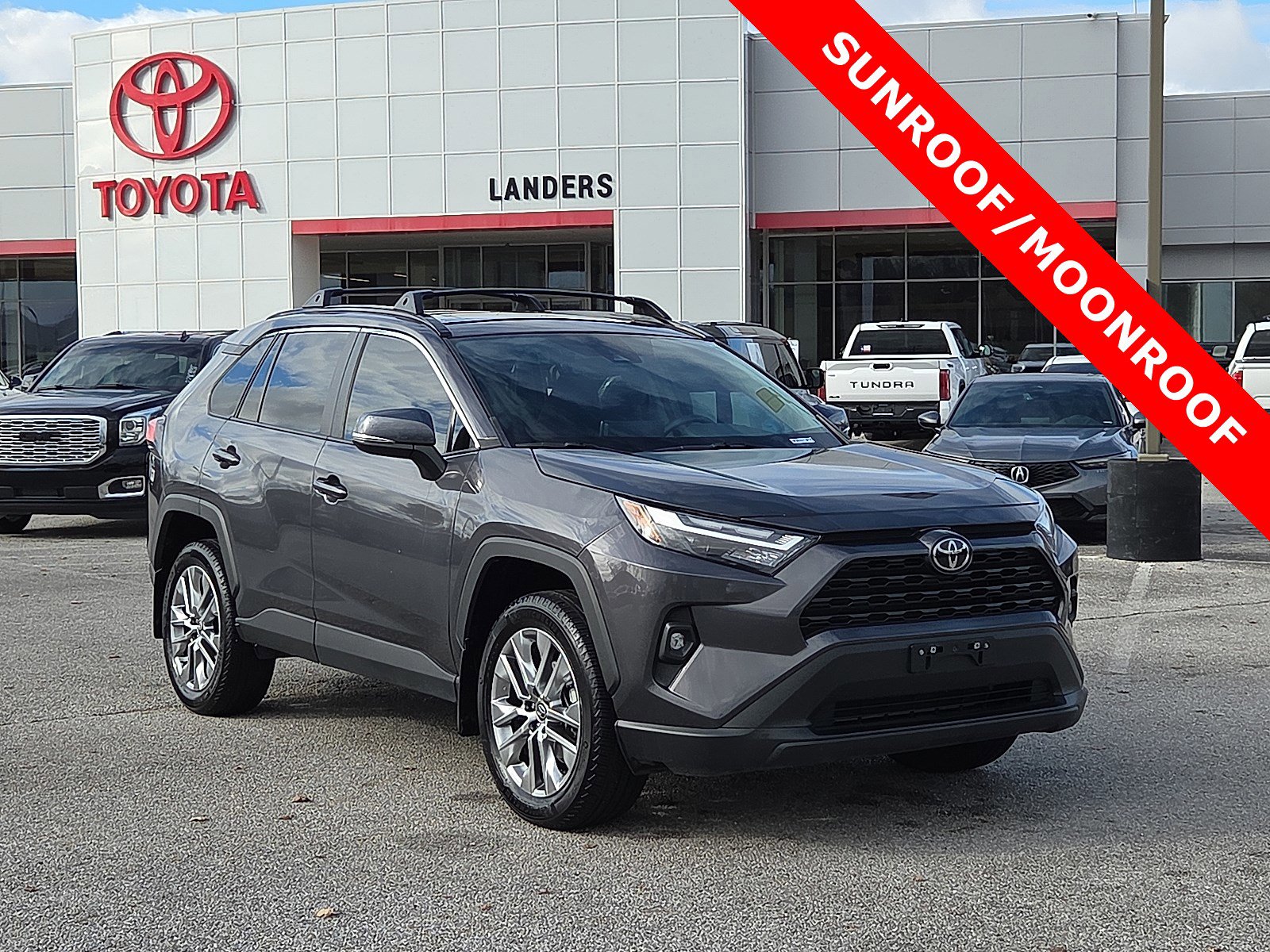2024 Toyota RAV4 XLE Premium's photo