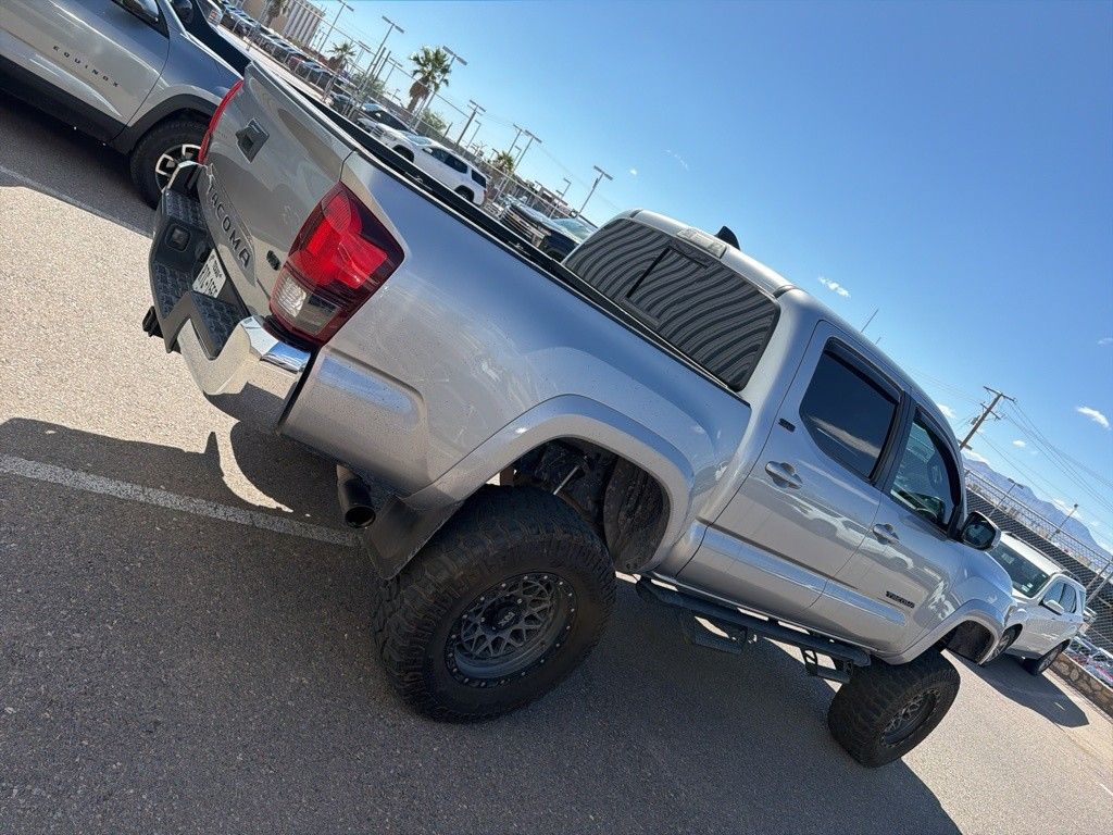 2021 Toyota Tacoma SR5 photo 4