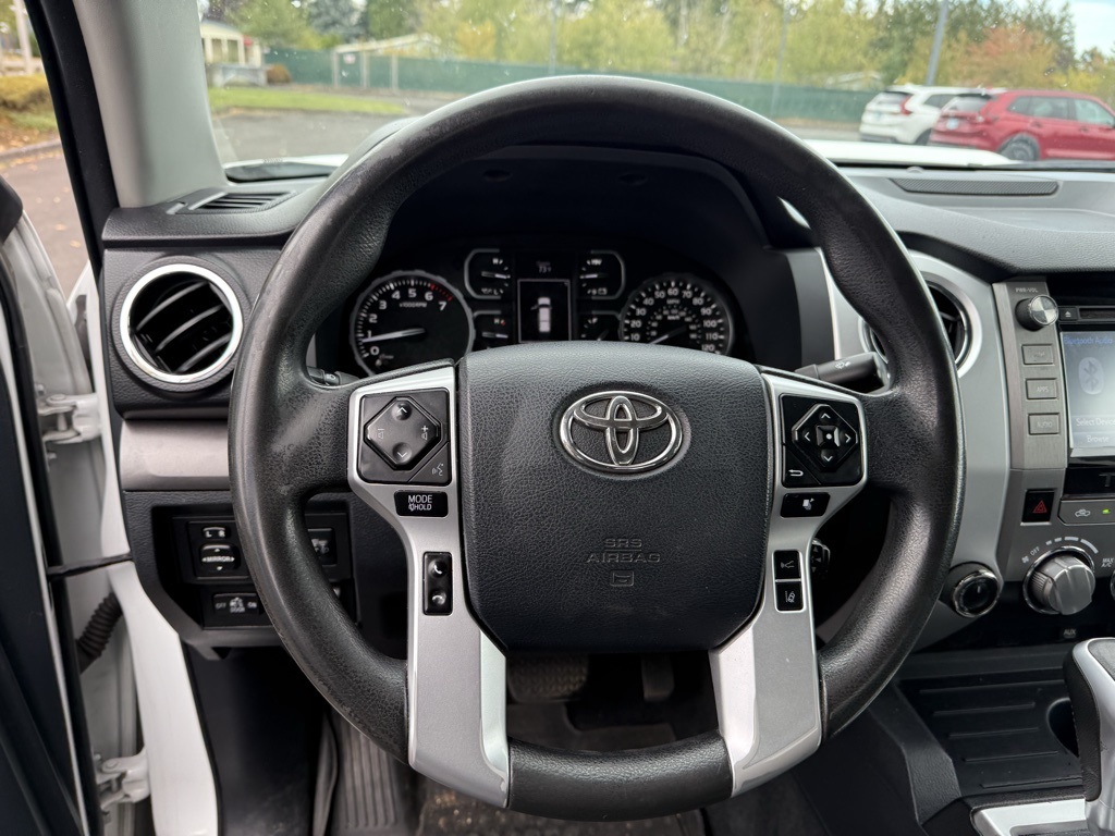 2018 Toyota Tundra SR5 photo 10